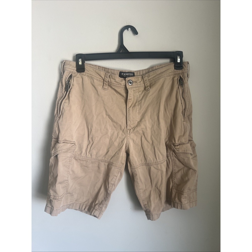 Express Mens Class Fit Cargo Shorts Size 32 Beige Tan Utility Pockets Outdoor
